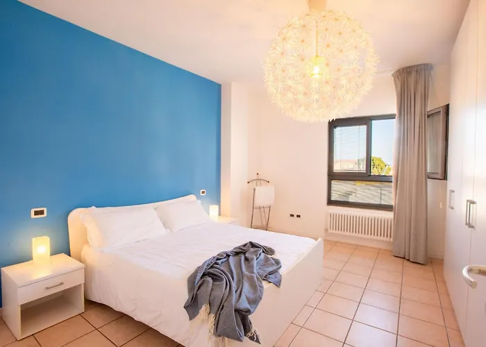 Mit Terrasse Und Panoramablick By Interhome Сенигаллия